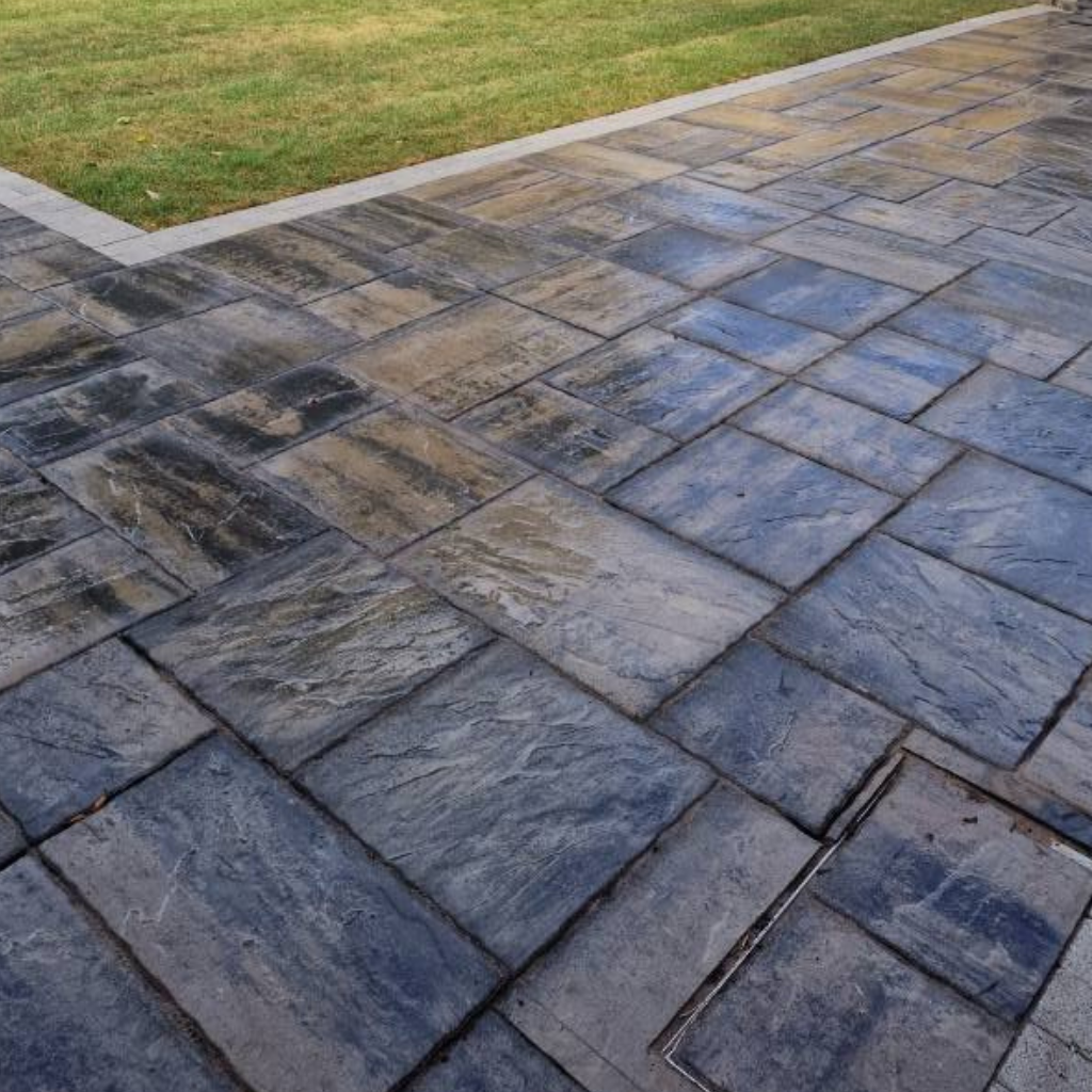 Professional Concrete Paving by Mostyn driveway company